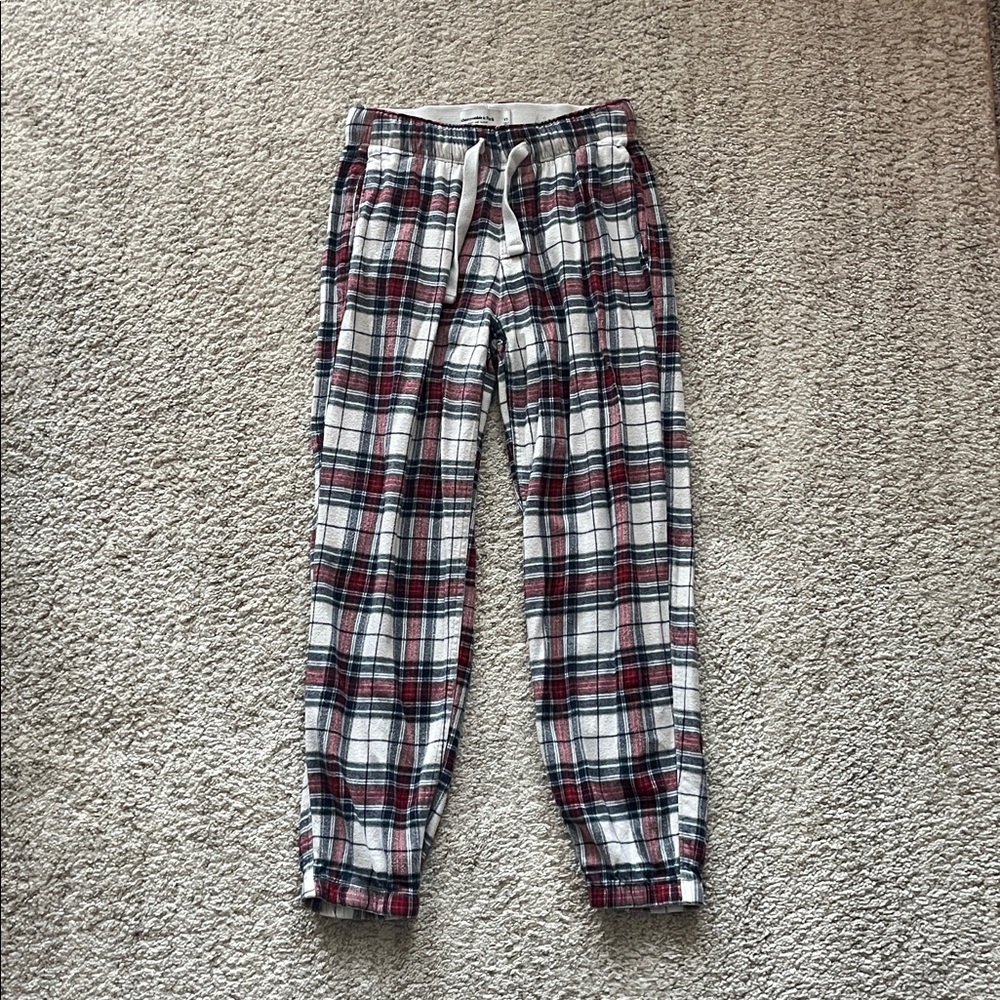Abercrombie & Fitch Red and Black Plaid Pajama Pants - Picture 2 of 4